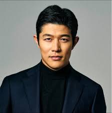 鈴木亮平の学歴！東京外国語大学で培った英語力や俳優人生の裏側